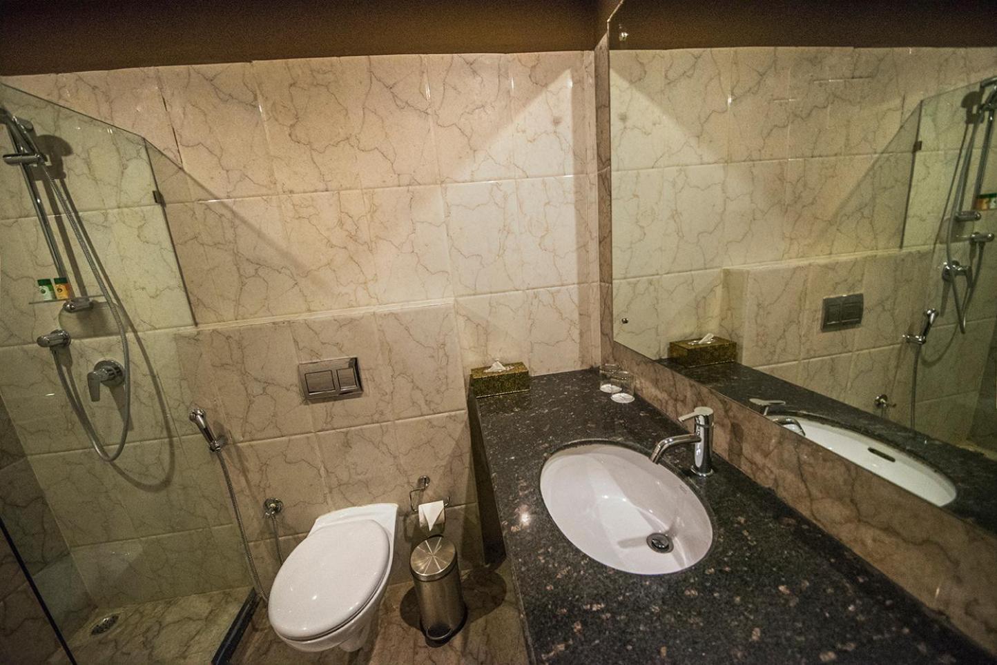 Hotel The Fern Residency Calcutta  Esterno foto