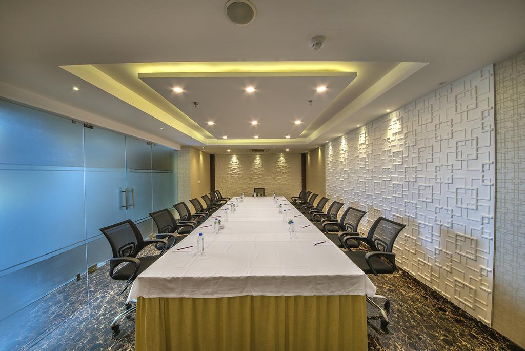 Hotel The Fern Residency Calcutta  Esterno foto